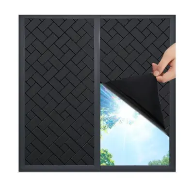 Zaščitna folija za okna s črnim mrežastim vzorcem  44,5x200x0,1 cm