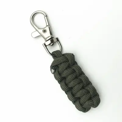 Paracord obesek za ključe s funkcijami za preživetje grass color