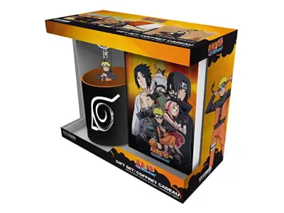 Darilni komplet Abystyle Naruto Shippuden vključuje dnevnik, keramično skodelico za čaj za keramično kavo in ključavnico, namizni posodi za pitje mang