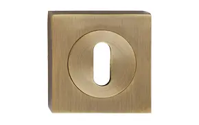 KVADRATNI ZNAK S KROŽKOM, PATINA WC