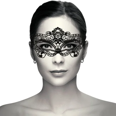 Coquette Chic Desire - tanka črna čipkasta maskara