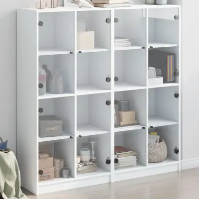 The Living Store Knjižna omara z vrati bela 136x37x142 cm inženirski les - Knjižna Omara