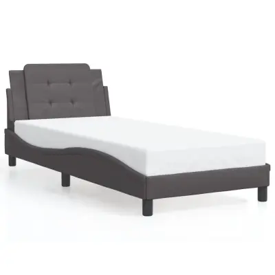 The Living Store Posteljni okvir z vzglavjem siv 80x200 cm umetno usnje - Posteljni Okvir