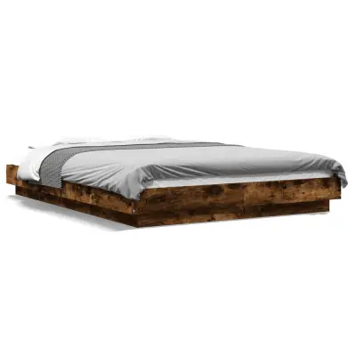 The Living Store Posteljni okvir z LED lučkami dimljen hrast 135x190 cm inž. les - Posteljni Okvir