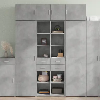 The Living Store Visoka omara betonsko siva 70x42,5x185 cm inženirski les - Visoka Omarica