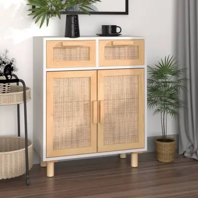 The Living Store Komoda bela 60x30x75 cm trdna borovina in naravni ratan - Komoda