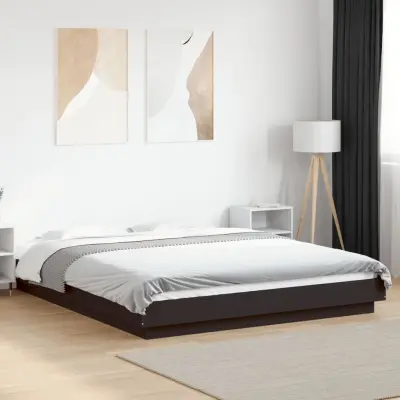 The Living Store Posteljni okvir z LED lučkami črn 150x200 cm inženirski les - Posteljni Okvir