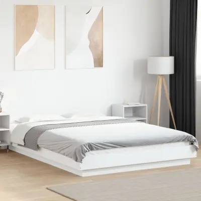 The Living Store Posteljni okvir z LED lučkami bel 140x190 cm inženirski les - Posteljni Okvir