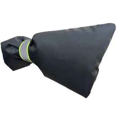 Odsevna zimska prevleka za pipo - črna  L