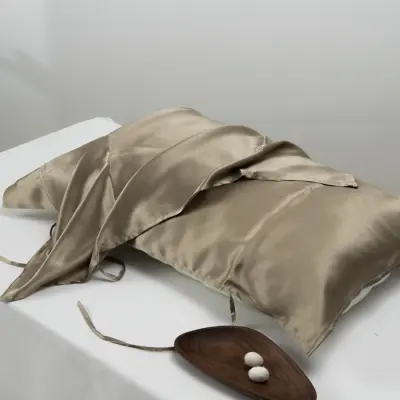 Prevleka za blazino iz 100 % murvine svile LightBrown