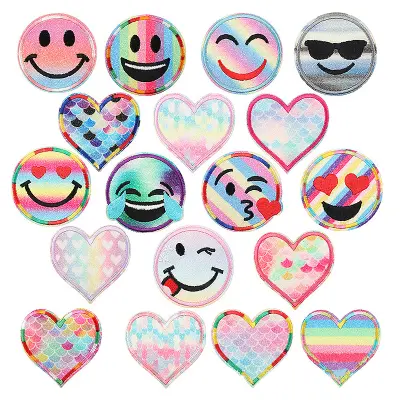 18-delni komplet našivkov - vezeni našitki