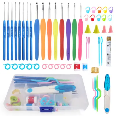 Set kvačkanj z ergonomskimi ročaji MultiColor