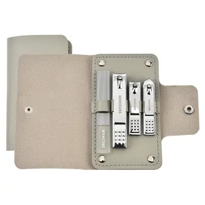 Set za manikuro iz nerjavečega jekla z usnjeno torbico Silver