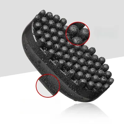 Ergonomska čistilna krtača iz črne gume