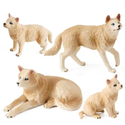 Komplet 4-delnih realističnih figuric volka   Beli volk