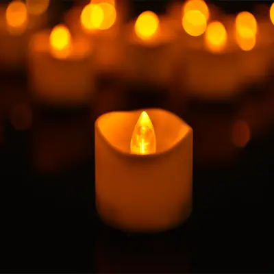 Paket 10 LED čajnih svečk, brezplamenske sveče na baterije