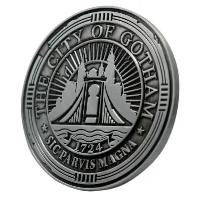 Fanattik DC The Batman City of Gotham Medaljon omejene izdaje