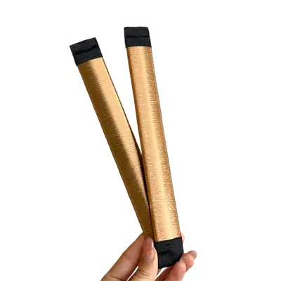 Elegantne frizure v barvi šampanjca Gold