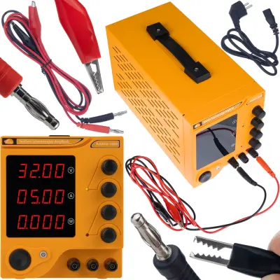 Rosfix AmpRush RARES-3205 Laboratorijski Napajalnik – 32V 5A, Visoka Natančnost, OVP, OCP, 2.2 kg | LED Zaslon