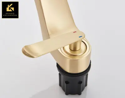 Dizajnerska kopalniška pipa | Mešalna armatura za vodnjak in umivalnik | Curly Crane