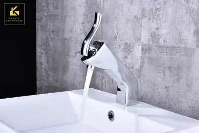 Kopalnica | Dizajnerska pipa | Mešalna armatura za vodnjak in umivalnik | Obnašanje petelina