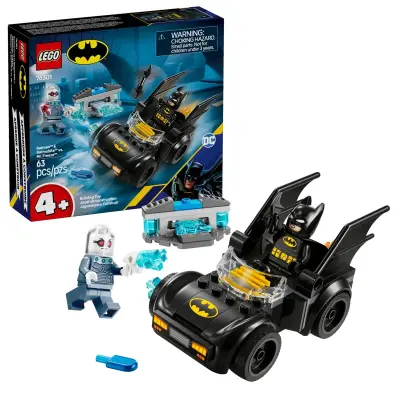 LEGO DC 76301 Batman in Batmobile proti G. Freezu