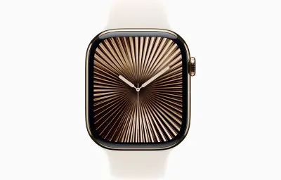 Apple Watch S10 Cellular 46mm Gold titanium Case with Starlight sport band - S/M