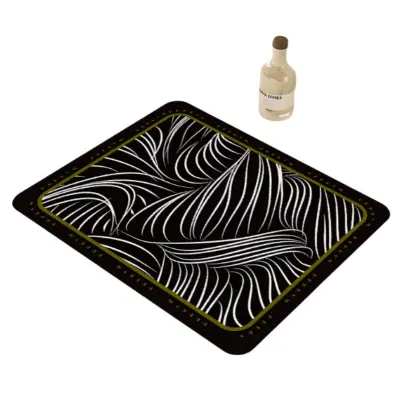 Odporna podloga za kavni aparat - nedrseča in enostavna za čiščenje   A