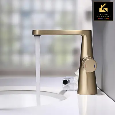 Pipa za umivalnik in fontano | Veliki A | Minimalizem | Zlato črno bela kromirana kovina iz nerjavečega jekla