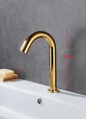 Senzor Ultima razreda A | Brezdotična pipa | WC soba | Bleščeče zlato | Minimalizem