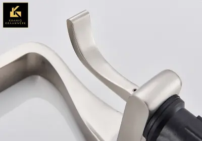 Mešalna armatura za vodnjak in umivalnik | Twist de Elegance