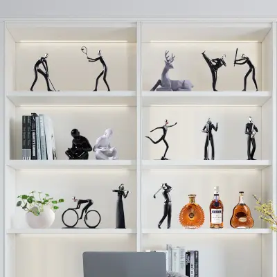 Figurica teniškega igralca iz smole - moderen okras za dom