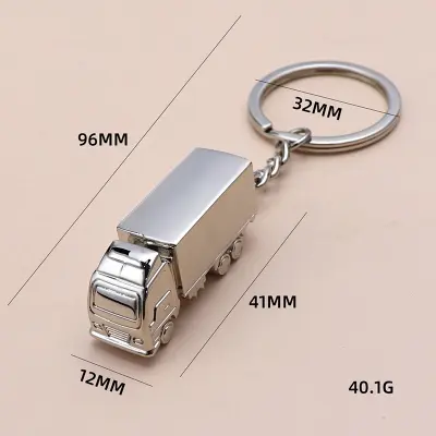 Kovinski obesek za ključe - Tovornjak - Edinstveno darilo za moške