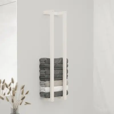 The Living Store Stojalo za brisače belo 23x18x110 cm trdna borovina - Stojalo Za Brisače
