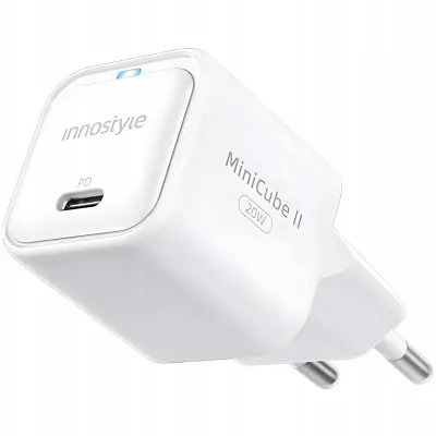 INNOSTYLE HITRI POLNILEC CUBE USB-C 20W USB TIPA C GAN II ZA IPHONE LED