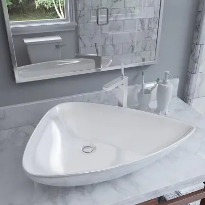 The Living Store Keramični umivalnik trikotne oblike 645x455x115 mm bel - Umivalnik