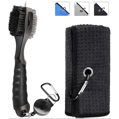 Ščetka za čiščenje golf opreme z magnetno zaponko