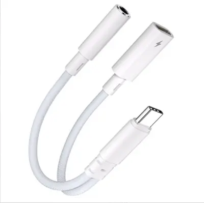 AC06_P15 USB-C na 3,5 mm avdio adapter s polnjenjem PD