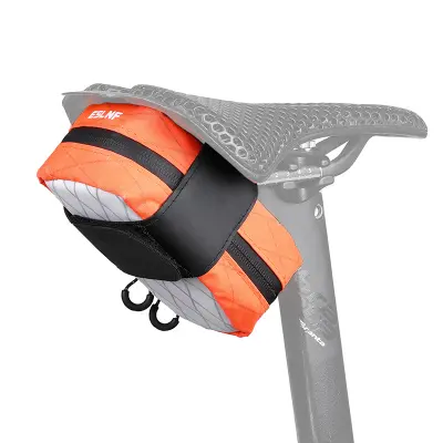 Vodoodporna torba za kolo s odsevnim trakom