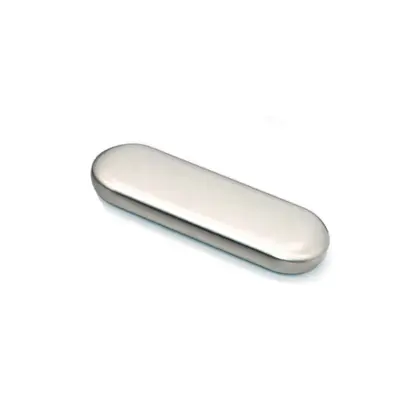 Srebrna pločevinasta škatla z notranjo oblogo   Model 1