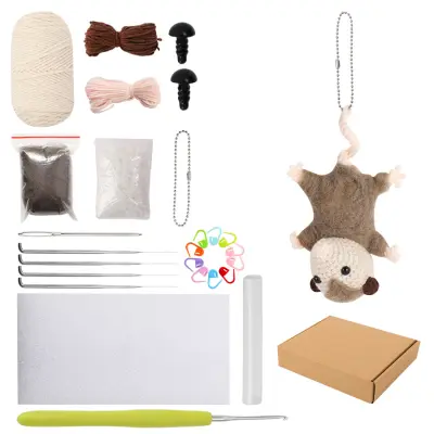 Komplet za filcanje miške, ki visi z glavo navzdol Pink