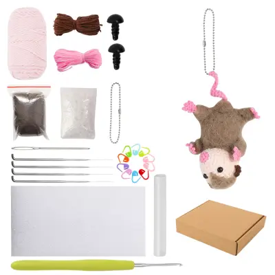 Komplet za filcanje miške, ki visi z glavo navzdol Rose red