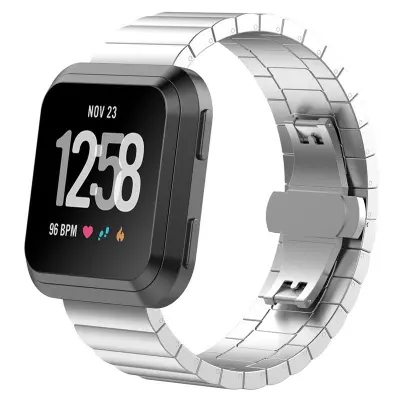 Pašček za uro iz nerjavečega jekla z metuljasto zaponko za Fitbit Versa/Lite Silver