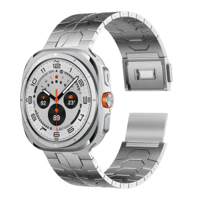 Premium magnetni pašček iz nerjavečega jekla za Galaxy Watch 7 Silver