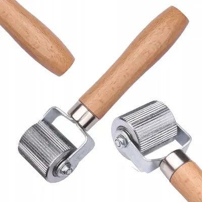 Rosfix Leseni Valjček z Ležajem – Brizgalna Glava 50 mm, Ergonomičen Ročaj, Za Popravilo Pnevmatik