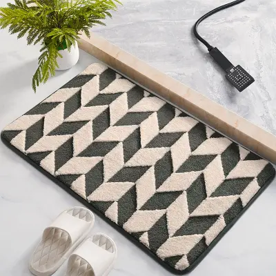 Mehka plišasta preproga iz žameta z nedrsečim dnom