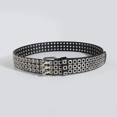 Ženski pas v punk stilu - srebrn dizajn s trojno vrsto ušes