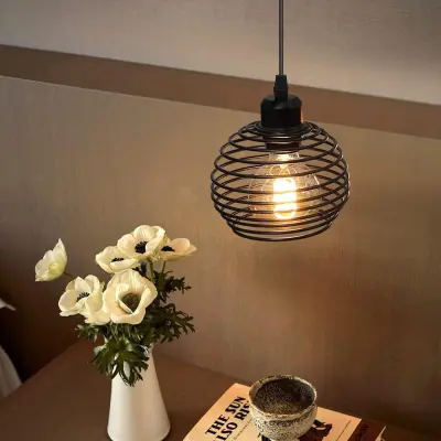 NETTLIFE Viseča svetilka E27 Črna Diam.15cm Vintage vzmetna zasnova Kovina z vtičem in stikalom Retro za dnevno sobo kuhinjo Max.40W