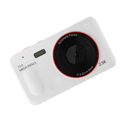 Ujemite spomine s kompaktnim fotoaparatom White