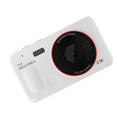 Ujemite spomine s kompaktnim fotoaparatom White